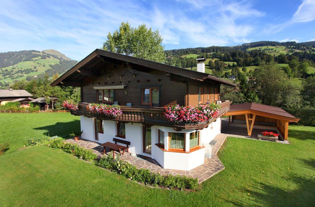 Ferienwohnung Haus Hirzinger Brixen im Thale Exterior foto